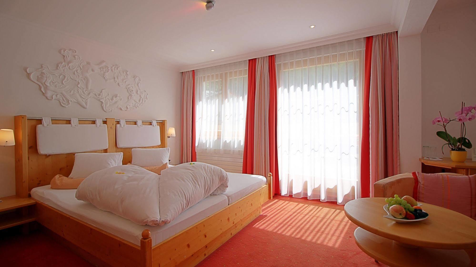 Samnaunerhof Vital-Hotel ภายนอก รูปภาพ